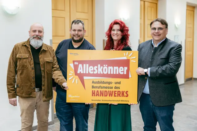Ausbildungsmesse des Handwerks "Alleskönner" am 9.5.2026 in Kleinheubach (Kreis Miltenberg). Auf dem Foto von links: stellv. Landrat Bernd Schötterl, Boris Großkinsky (Sponsor des Gewinnspiels), Kreishandwerksmeisterin Monique Haas und Kleinheubachs Bürgermeister Thomas Münig.  | Foto: news creativ
