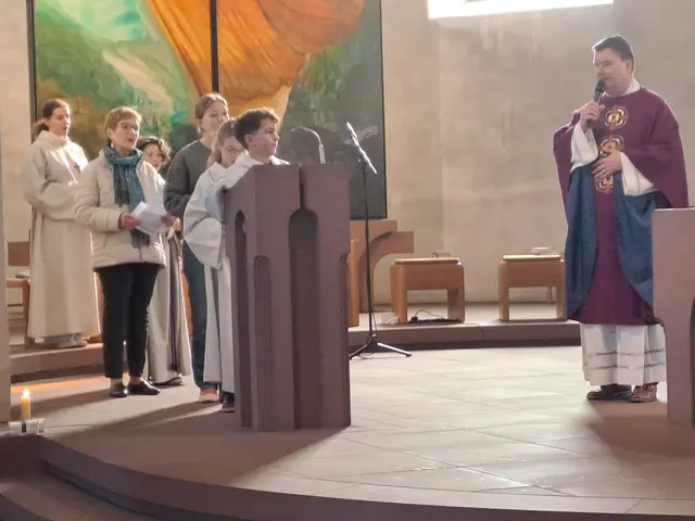 Fürbitten beim Familiengottesdienst | Foto: Martin Winkler