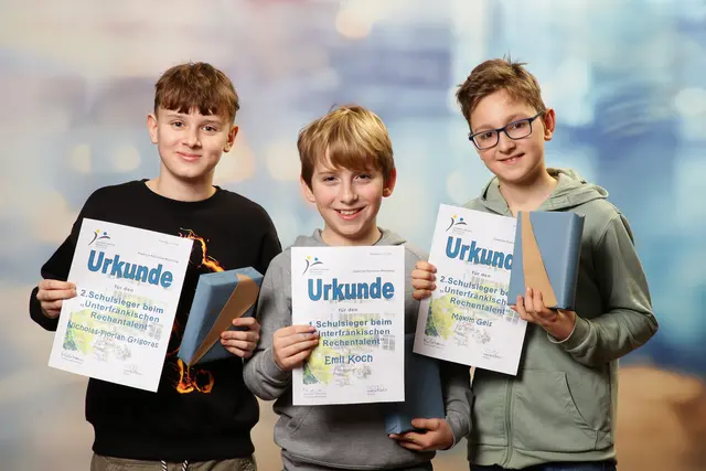 Schulsieger der RSM: Nicolas-Florian Grigoras, Emil Koch und Maxim Geis | Foto: der FotogRafael Respeto GbR
