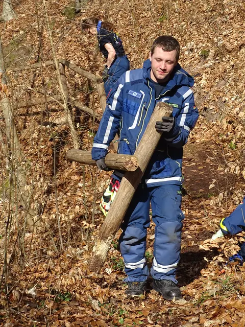 Morsche Geländer wurden demontiert und entsorgt. | Foto: THW Miltenberg 