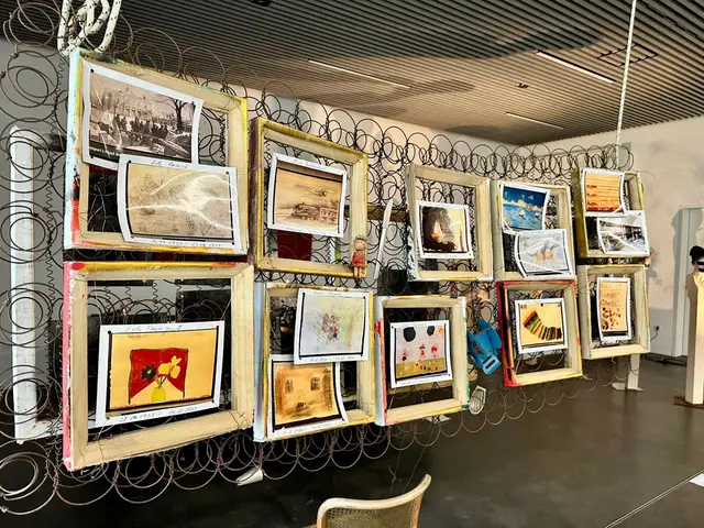 Kunst-Wochenende "Die Würde des Menschen ...", Teil der Ausstellung | Foto: Birgit Kügler