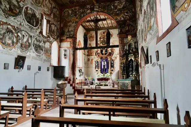 Blick in die Martinskapelle in Bürgstadt.