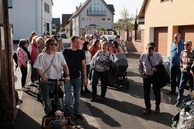 Schatzsuche durchs Dorf nach dem Faschingsgeist. | Foto: Steffen Sollorz