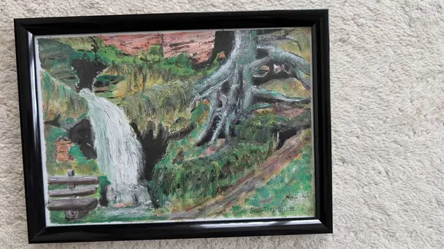 Siegfriedquelle
Öl und Acryl auf Leinwand, 32 x 23 cm
2020 | Foto: KOOL.