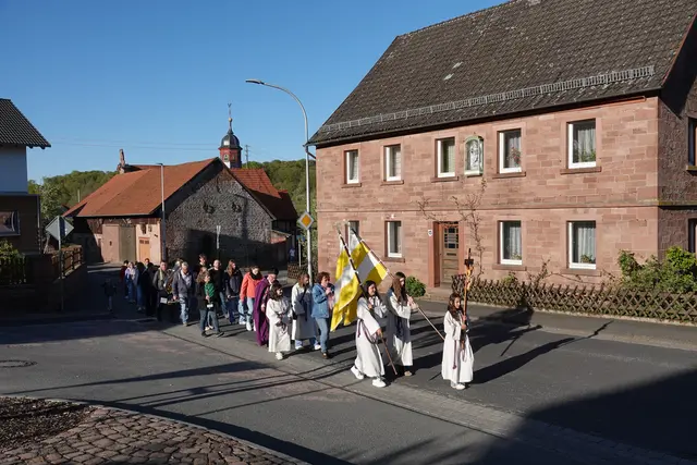 Auf zum Lindenbaum!