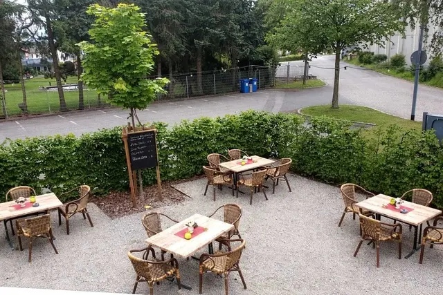 Der Außenbereich des Restaurants "RistoPizza Noi Due" in Walldürn wird durch gezielte Investitionen in Outdoorequipment und Überdachungen zu einem vielseitig nutzbaren Veranstaltungsort weiterentwickelt.

 | Foto: RistoPizza NoiDue, Walldürn, T. Mollo