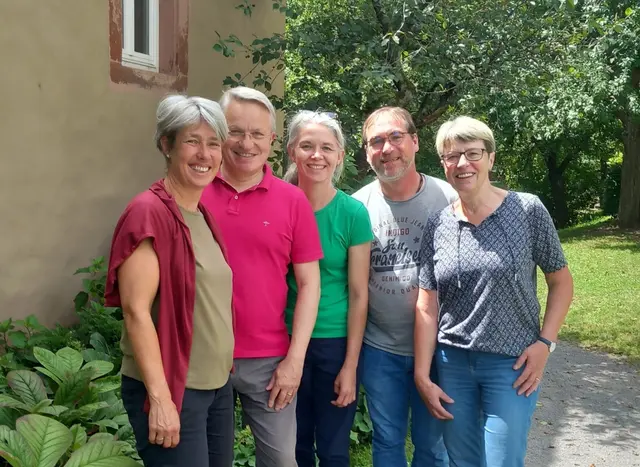 Vox Lunaire mit (v.li):
Margarete Faust, Ralf Krause, Isabelle Saraiva, Peter Liefeith, Juliane Platz | Foto: Peter Liefeith