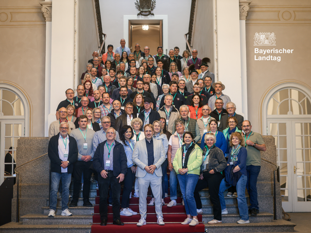 Bild: MdL Martin Stock mit seiner Besuchergruppe im Bayerischen Landtag | Foto: Bürgerbüro MdL Stock