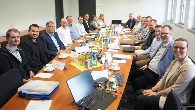 Bürgermeister sowie Wirtschaftsförderinnen und Wirtschaftsförderer tauschten sich beim Arbeitstreffen rege aus. 

 | Foto: Landratsamt Neckar-Odenwald-Kreis
