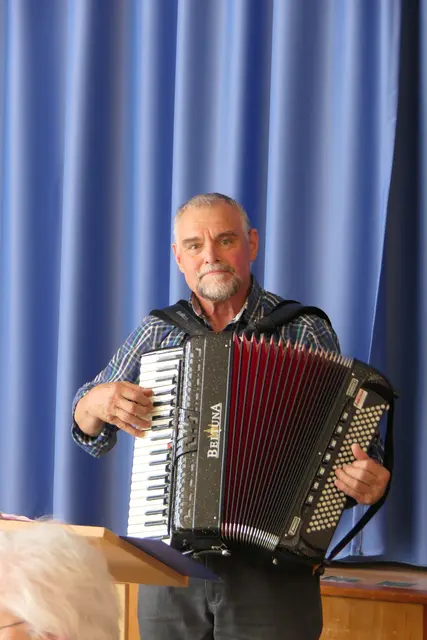 Walter Schmitt begleitete den Nachmittag. | Foto: Stefan Wolf