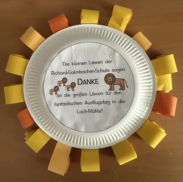 Die kleinen Löwen der Richard-Galmbacher-Schule sagen DANKE | Foto: Anton Klein