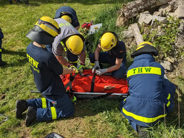 Die Helfer bei der Personenversorgung. | Foto: THW Miltenberg