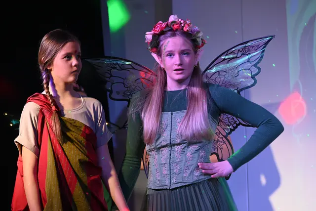 "Indisches Kind" Marlene Dölker, "Titania" Ema Babic | Foto: Michael Birkmann