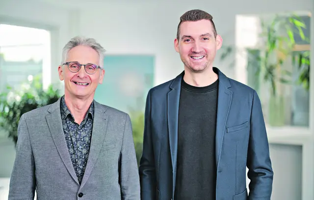 Charles Henri Rüttiger (links) und André Rüttiger, geschäftsführende Gesellschafter der News Verlag GmbH &amp; Co. KG in Miltenberg. | Foto: news creativ