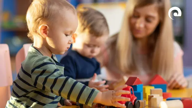 Symbolbild: Qualifizierungsseminar erfolgreich abgeschlossen – Neue Pflegefamilien sind startklar  | Foto: Neckar-Odenwald-Kreis