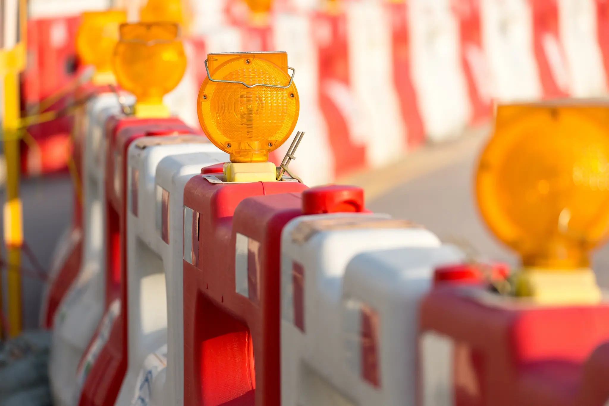 MIL-14-Erneuerung-der-Fahrbahn-Windischbuchen-Einm-ndung-MIL-13-Bauabschnitt-2-Sperrung-der-Einm-ndung-MIL-14-MIL-20-f-r-Asphaltarbeiten