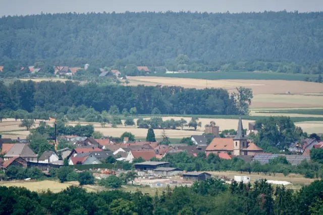 Fernblick nach Neunkirchen.