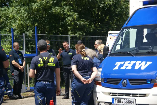Zum Abschluss: Der Lagevortrag. | Foto: THW Miltenberg