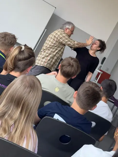 Dirk Bayer mit Kollegin unterwegs in engagierter Aktion und Mission gegen den sexuellen Missbrauch von Kindern ; | Foto: Stefan Stadler