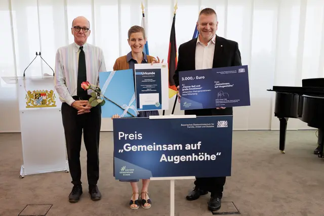 Die Vertreter der Johanniter aus Miltenberg bei der Award-Verleihung in München
