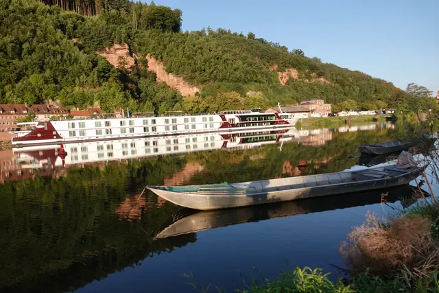 Die Idylle trügt am Main zwischen Mainzer Tor und Schwarzviertel in Miltenberg.
