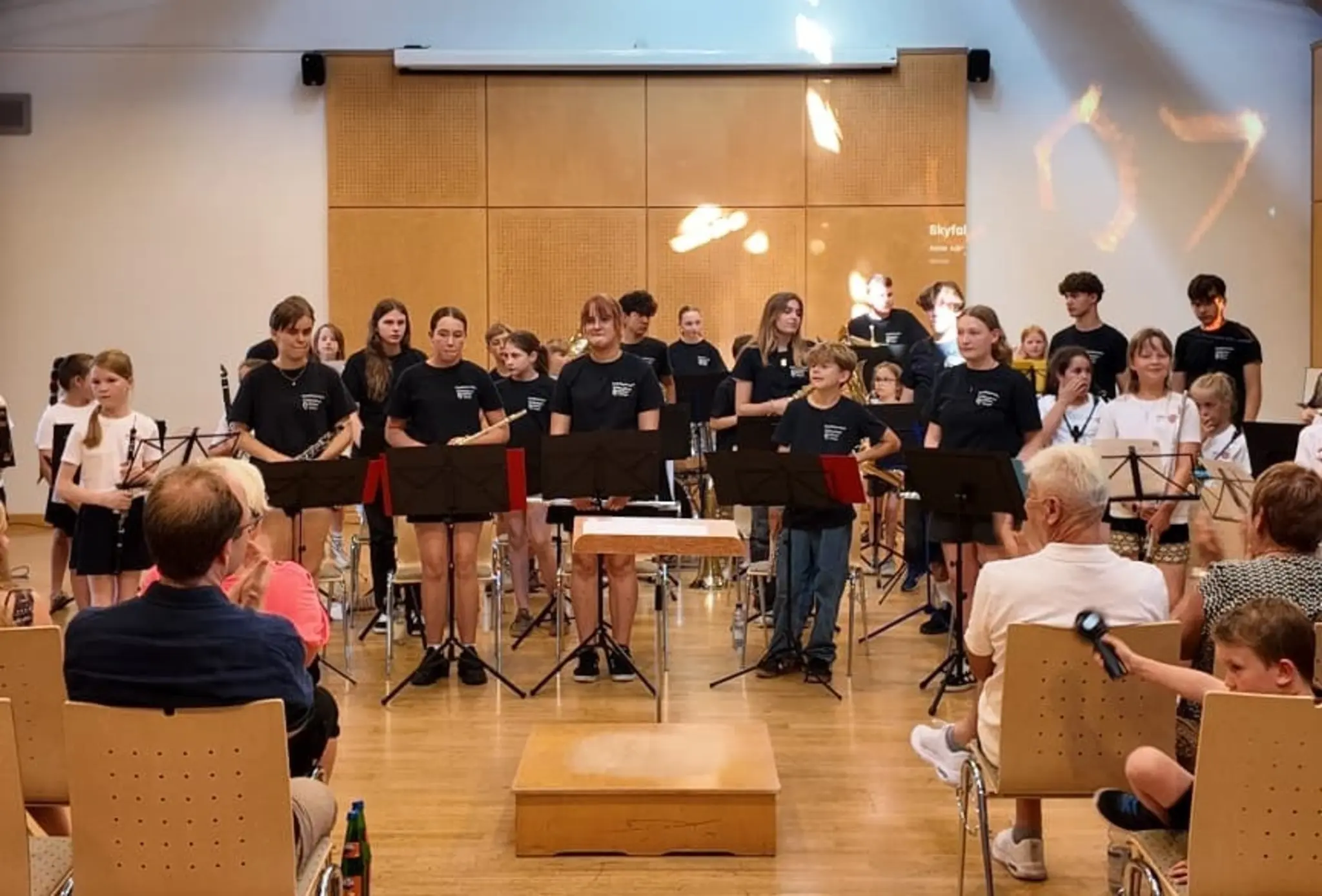 Jugendkonzert-begeistert-in-der-Braunwarthsm-hle