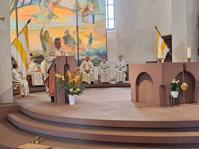 Pfarrer Toni Wolf bei seiner Predigt anl. seines 50. Priesterjubiläums | Foto: Martin Winkler