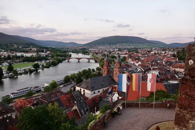 Die 30. Theatertage Mildenburg biegen derzeit  auf die Zielgerade ein. Für alle Kulturbegeisterten der Region bietet sich am Samstag die allerletzte Gelegenheit, diese umjubelte Inszenierung vor historischer Kulisse live zu erleben. Foto Roland Schönmüller 

