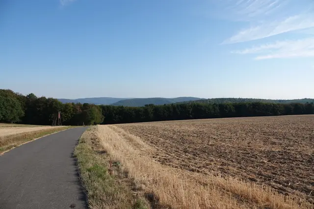 Höhenzug zwischen Wenschdorf und dem Funkturm mit Blick zur Sebaldsruhe.