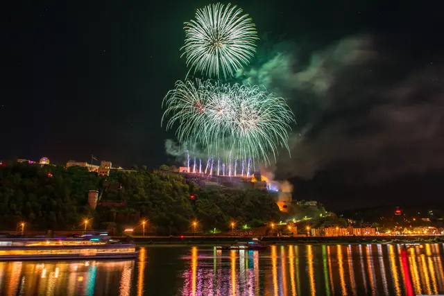 Rhein in Flammen | Foto: Kookay