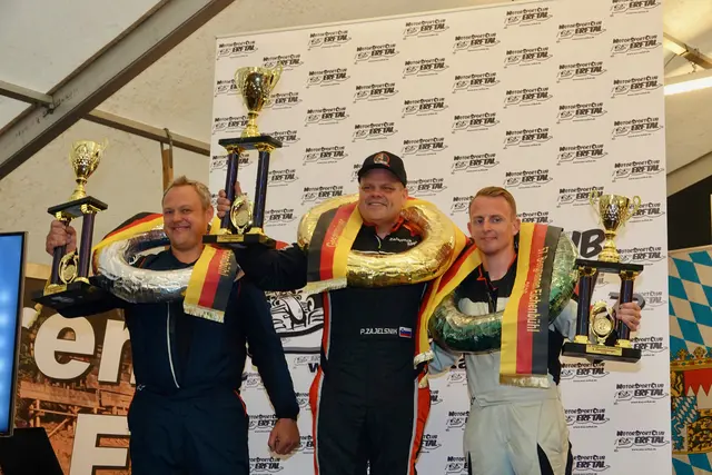 Am Ende setzte sich Titelverteidiger Patrik Zajelsnik erneut durch. Mit einer Zeit von 1:09,739 Minuten gewann er vor Benjamin Noll, der 1:11,427 Minuten erreichte, und Marco Lorig mit 1:18,803 Minuten. Foto: Roland Schönmüller 