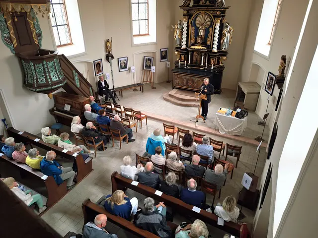 Dr. Christian Löhr stellt sein neuestes Buch vor mit dem Thema Berufungen: Gott braucht Dich