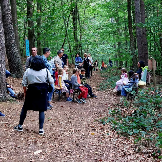 Ganz schön was los auf dem Märchenpfad! | Foto: Wir in Mönchberg e.V.