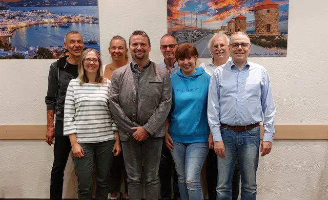 Die neu gewählte Vorstandschaft (v.l.n.r.): Bernd Broßler, Carolin Fertig, Melanie Höfner, Sven Fertig, Thomas Hennig, Nora Fertig, Jürgen Gunkelmann, Thomas Schneider | Foto: WIR - Freie Wähler für Kleinheubach e.V.