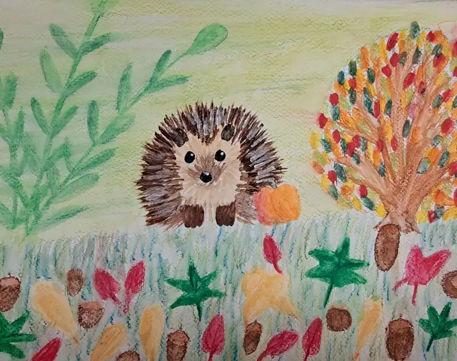 Der Herbst findet sich gleich in mehreren Angeboten wieder, so auch im Kurs „Wer krabbelt denn da?“ | Foto: Christiane Leuner