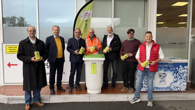 Eröffnung des neuen Tauschpunktes für Altspeisefette in Buchen an der HERM-Tankstelle.

 | Foto: KWiN