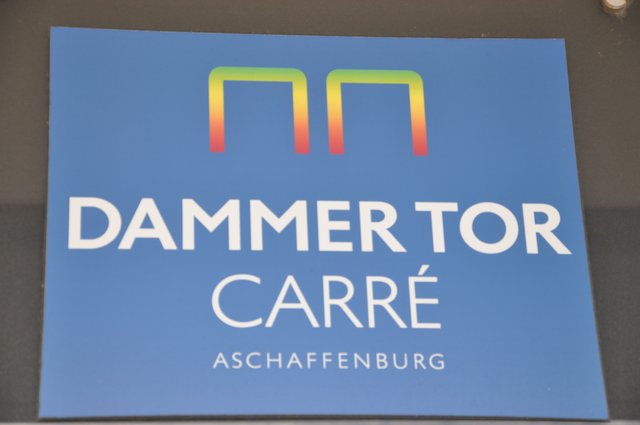 Das Dammer Tor Carre ist auf der Nordseite des Bahnhofs Aschaffenburg