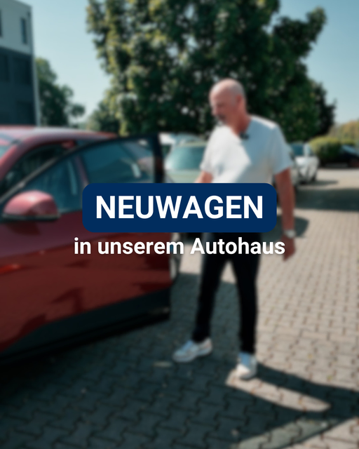 So kommen unsere Neuwagen bei uns an. 🚗📦

Gut verpackt geht es für die Fahrzeuge zuerst in unsere Werkstatt. Dort werden sie ausgepackt, kontrolliert und sorgfältig aufbereitet.

Damit am Ende alles glänzt und ihr euren neuen Hyundai sauber und startklar übernehmen könnt. ✨🙌

Ein kleiner Blick hinter die Kulissen im Autohaus Bieger. 👀 | Foto: Autohaus Bieger